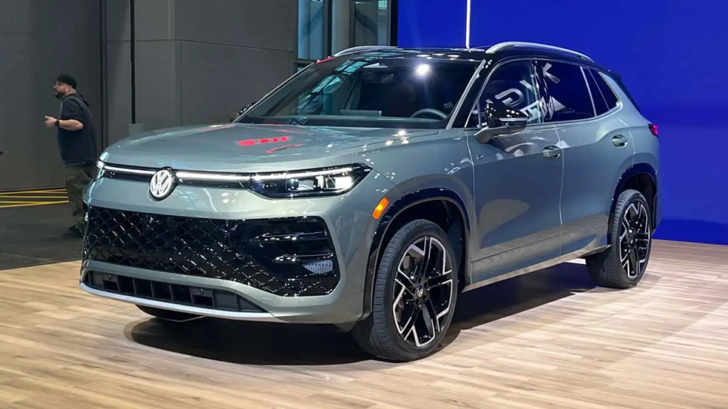 2026 Volkswagen Tiguan R-Line
