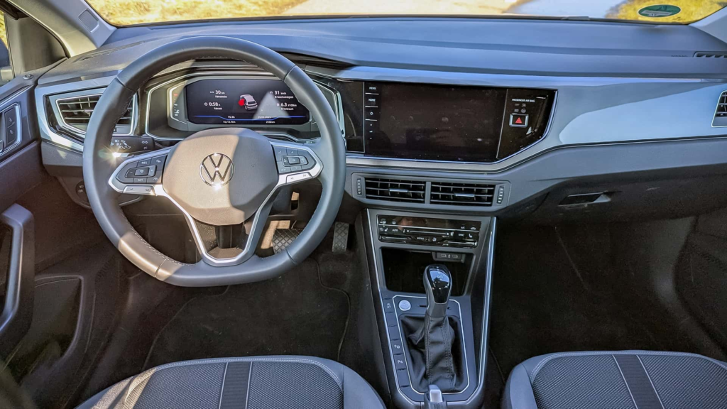 Innenraum des VW Polo 1.0 TSI